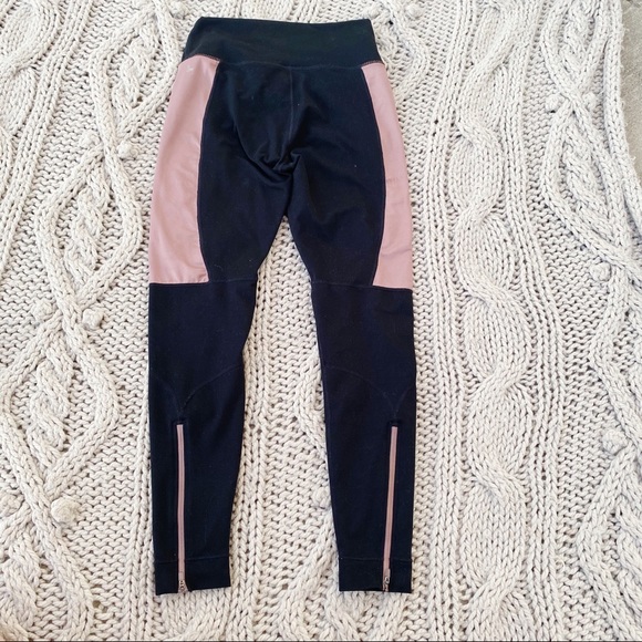 FABLETICS SIZE S LEGGING BUNDLE - Picture 4 of 7